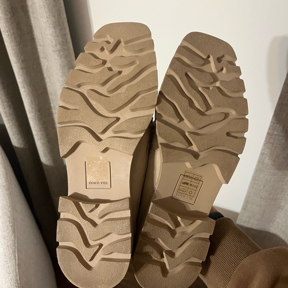 Dolce Vita Women's Beige Suede Lug Sole Penny Loafers - Picture 3 of 4